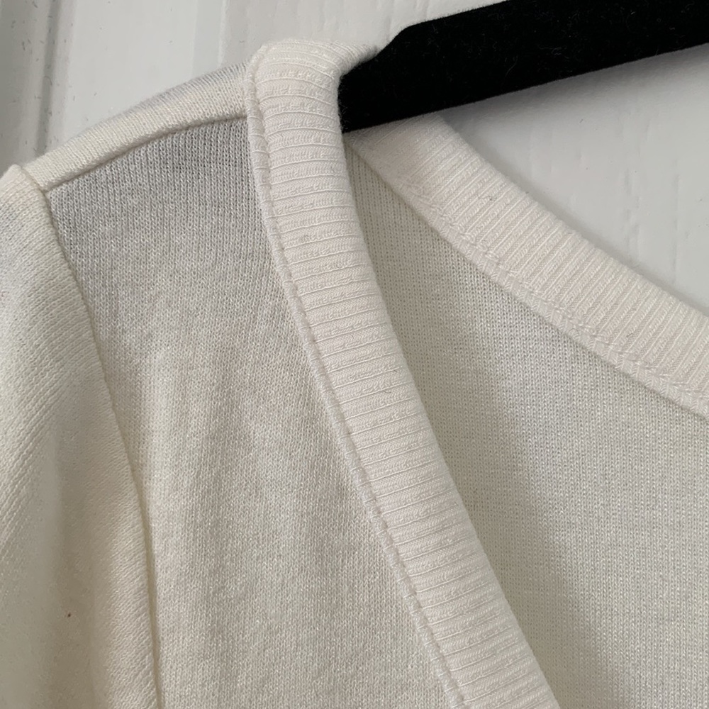 NWT LOU & GREY White Rayon/Spandex Short Sleeves Top Size Medium - Picture 3 of 16